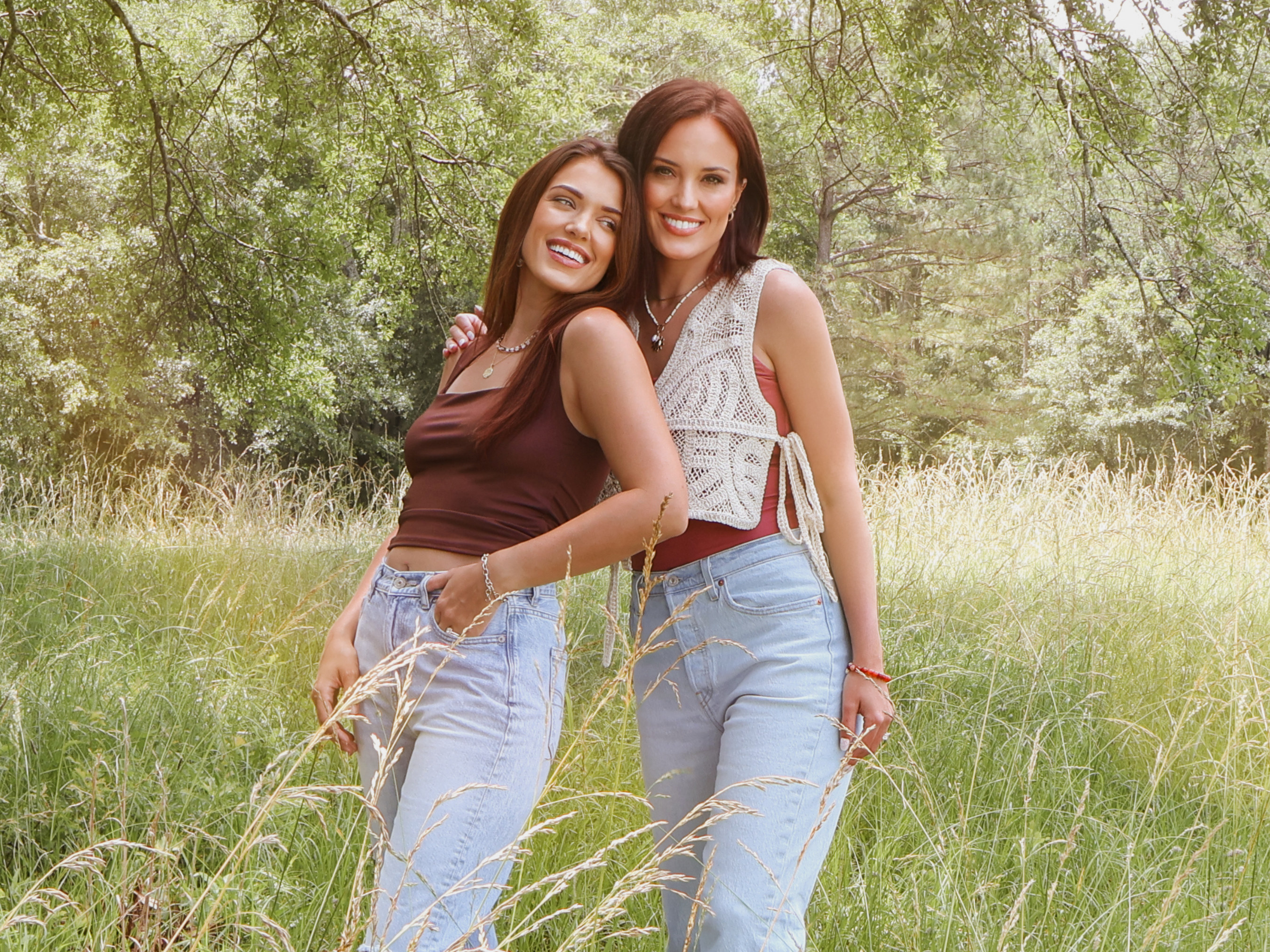 Kelly and Kristen, the owners of Trendsetter Mockups